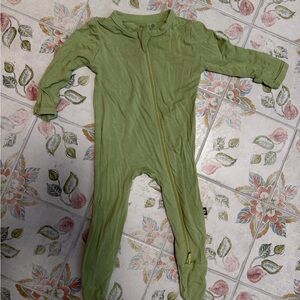 Kyte baby zippered footie 0-3 months